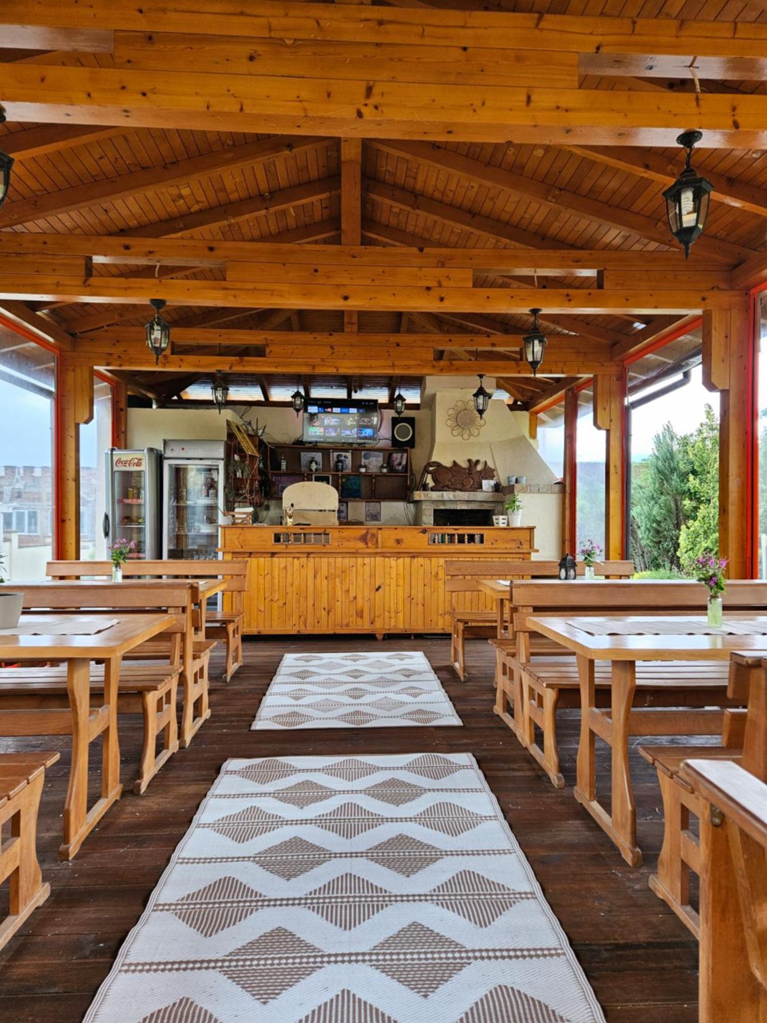 Family Hotel Komhotel Berkovitsa Εξωτερικό φωτογραφία